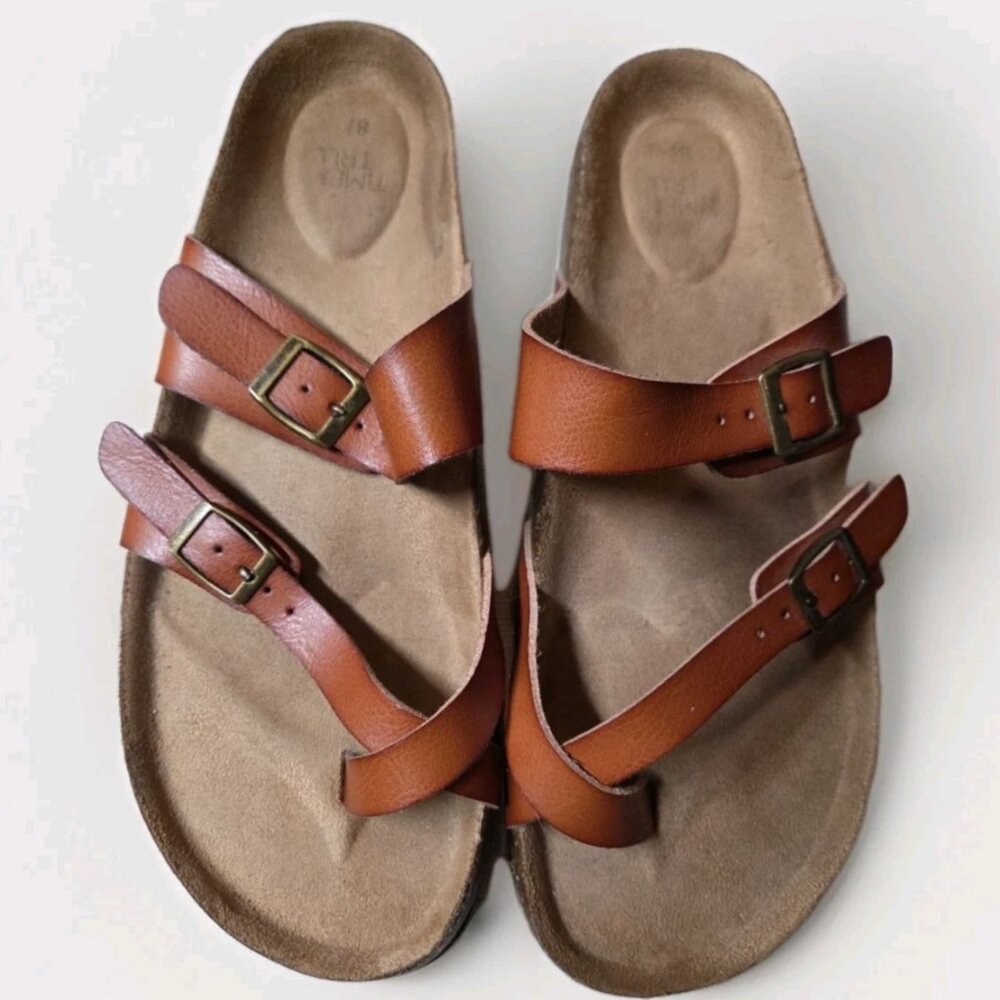 Time And Tru Womens Cognac Brown Thong Slip On Sandals Size 8.5